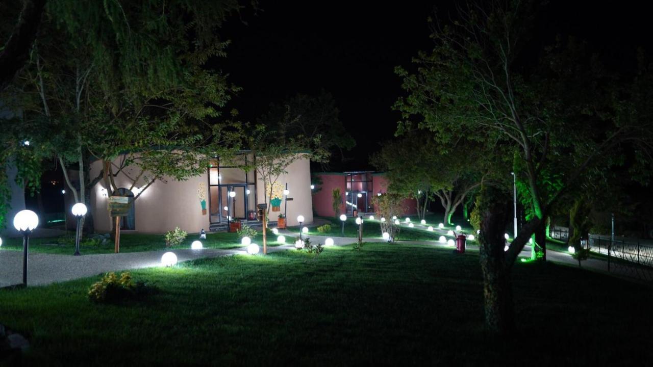 Trikos Boutique Hotel Istanboel Buitenkant foto