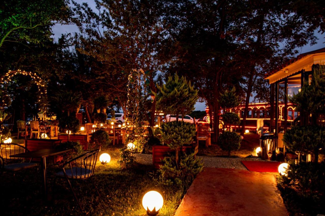 Trikos Boutique Hotel Istanboel Buitenkant foto
